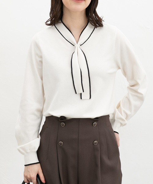 Honeys（ハニーズ）の「【しなやかニット・ヒアルロン酸加工】ヒアルロン酸配色ボウタイニット（ニット/セーター・レディース・ボルドー/ネイビー/サックスブルー/アイボリー・S/M/LL/L/3L）」の2枚目の写真