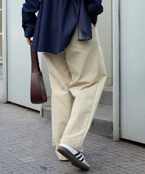 MONO-MART（モノマート）の「<イージーケア/UVカット>ワンタック ファンクショナルファブリックチノパンツ/ヴィンテージライクデニムパンツ（チノパンツ・メンズ・ブラック系/インディゴブルー/ベージュ/チャコール/オリーブ/ブラック・L/M/S）」の9枚目の写真