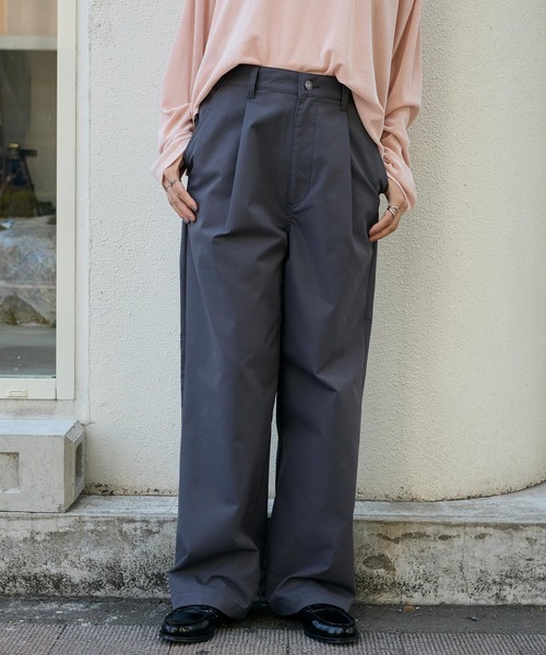 MONO-MART（モノマート）の「<イージーケア/UVカット>ワンタック ファンクショナルファブリックチノパンツ/ヴィンテージライクデニムパンツ（チノパンツ・メンズ・ブラック系/インディゴブルー/ベージュ/チャコール/オリーブ/ブラック・L/M/S）」の21枚目の写真