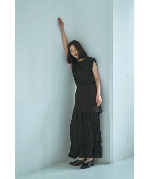 marjour(マージュール)の「DOCKING LAYERED SKIRT(スカート・レディース・ブラック/ブラウン・M/L)」の3枚目の写真