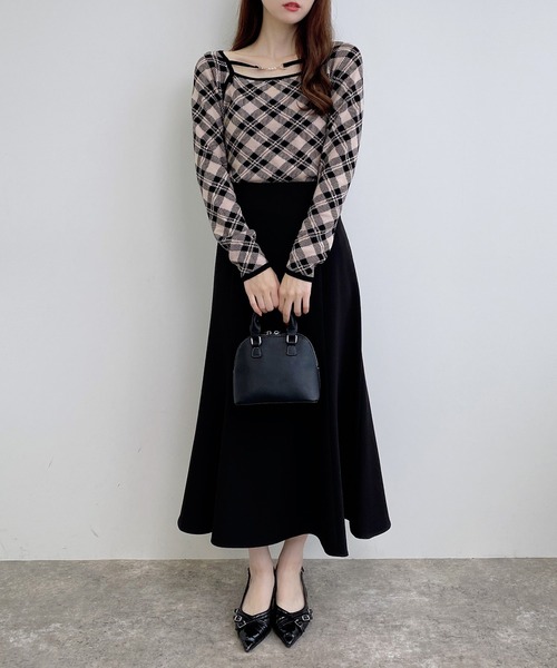 INGNI（イング）の「パールビット付きチェックニット（ニット/セーター・レディース・ベージュ系2/ピンク系2/ブラック×ホワイト・M）」の18枚目の写真