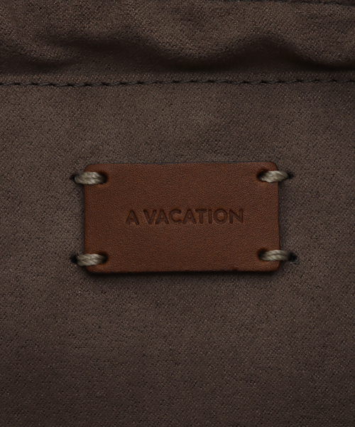 FRAMeWORK（フレームワーク）の「A VACATION/ア ヴァケーション 別注SABRINA L バッグ（ショルダーバッグ・レディース・ブラウン・FREE）」の5枚目の写真