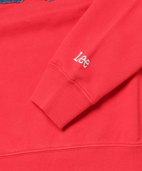 Lee（リー）の「Lee/リー【110-150cm】キッズ デニムロゴパッチスウェット（スウェット・キッズ・オフホワイト/レッド/グリーン・130/140/150/120/110）」の5枚目の写真