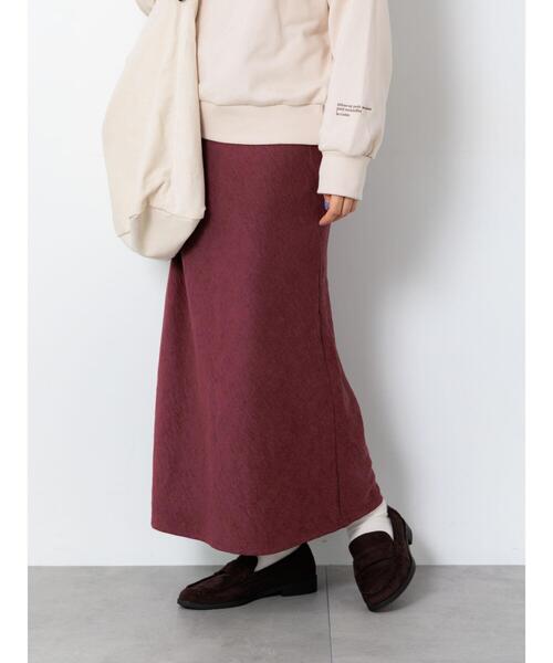 Lugnoncure(ルノンキュール)の「スウェード調バイアススカート《2025autumn catalog item》(スカート・レディース・ベージュ/レッド/ブラウン・F)」の3枚目の写真