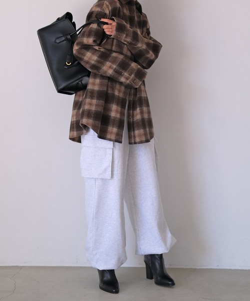 AKTE(アクテ)の「スウェットカーゴパンツ(カーゴパンツ・レディース・トップグレー/ネイビー・2/1/2T)」の8枚目の写真