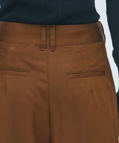 MACPHEE(マカフィー)の「レーヨンナイロンカルゼ タックワイドパンツ(その他パンツ・レディース・ブラウン/ホワイト・36/34)」の8枚目の写真
