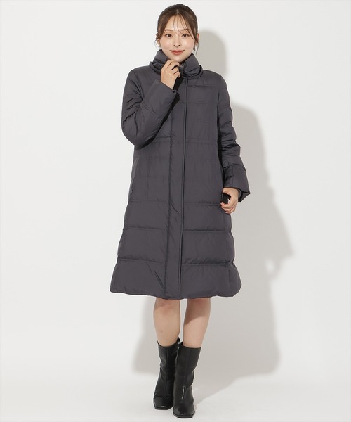 AND COUTURE(アンドクチュール)の「FOXファー付きプレミアムミドルロングダウン(ダウンジャケット/コート・レディース・チャコールグレー/ピンク/カーキ・FREE)」の17枚目の写真