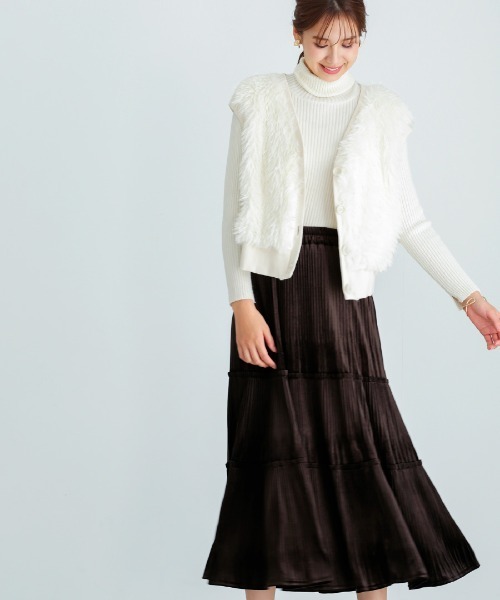Emilyan(エミリアン)の「【 手洗いできる 】 3段ティアードプリーツベロアスカート(スカート・レディース・ダークブラウン/ブラック・M)」の6枚目の写真
