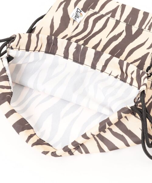 Drifter（ドリフター）の「【Drifter】EASY KNAPSACK（バックパック/リュック・レディース・レオパード/ブラック/ピンク/ゼブラ/ターコイズブルー・FREE）」の12枚目の写真