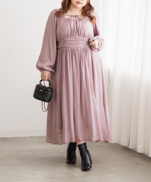CLETTE(クレット)の「CLETTEオリジナルデコルテリボンギャザーワンピース(ワンピース・レディース・ピンク/ブラック/ブルー・LL/3L/4L)」の3枚目の写真