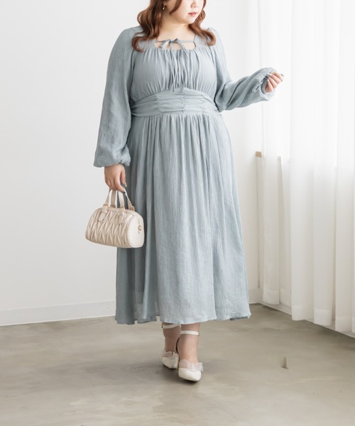 CLETTE(クレット)の「CLETTEオリジナルデコルテリボンギャザーワンピース(ワンピース・レディース・ピンク/ブラック/ブルー・LL/3L/4L)」の10枚目の写真