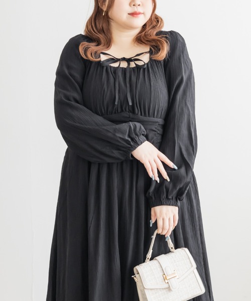 CLETTE(クレット)の「CLETTEオリジナルデコルテリボンギャザーワンピース(ワンピース・レディース・ピンク/ブラック/ブルー・LL/3L/4L)」の17枚目の写真