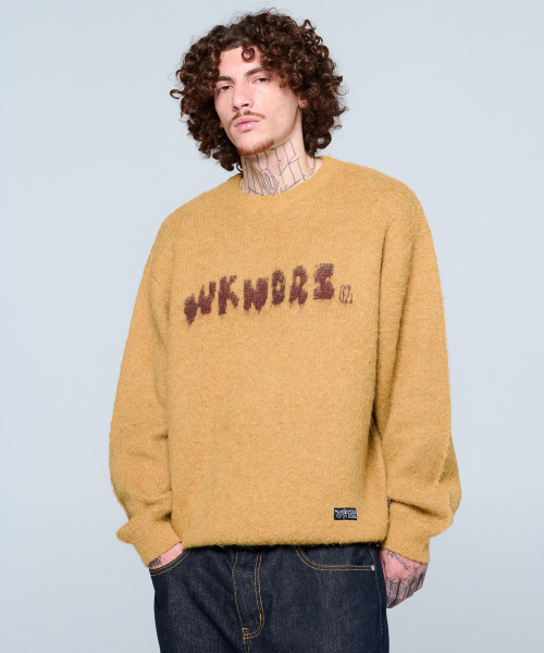 WKNDRS（ウィーキャンドース）の「TATTOO BRUSHED KNIT SWEATER (MUSTARD)（ニット/セーター・レディース・その他・MEDIUM/LARGE/X-LARGE）」の7枚目の写真