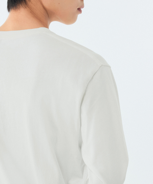 MUSINSA STANDARD（ムシンサスタンダード）の「ベーシック長袖Tシャツ[クリーム]（Tシャツ/カットソー・メンズ・その他・LARGE/X-LARGE/XX-LARGE/XXX-LARGE/SMALL/MEDIUM）」の17枚目の写真