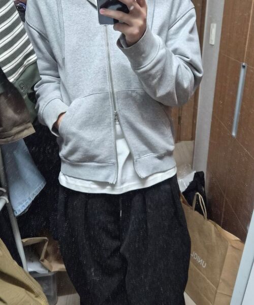 MUSINSA STANDARD（ムシンサスタンダード）の「ベーシック長袖Tシャツ[クリーム]（Tシャツ/カットソー・メンズ・その他・LARGE/X-LARGE/XX-LARGE/XXX-LARGE/SMALL/MEDIUM）」の16枚目の写真