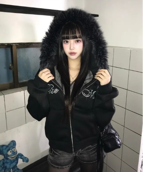 セール】Y2K 裏起毛ファーフード刺繍ロゴダブルジップパーカー