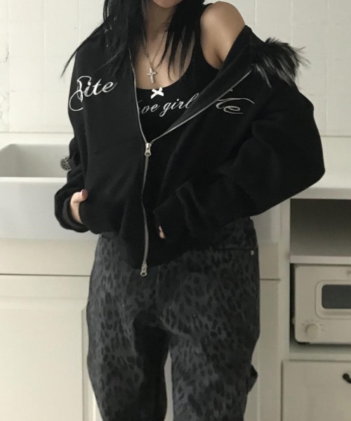 gossip！ロサンゼルス（ゴシップロサンゼルス）の「Y2K 裏起毛ファーフード刺繍ロゴダブルジップパーカー（パーカー・レディース・ブラック/グレー/ホワイト・M）」の5枚目の写真