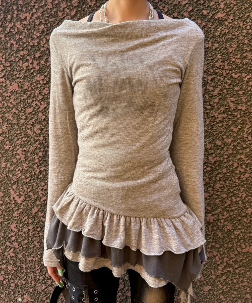 Never mind the XU(ネバーマインドザエックスユー)の「【Never mind the XU】layered long sleeve / 【ネバーマインド ザ エックスユー】レイヤード長袖トップス(Tシャツ/カットソー・レディース・ベージュ/ブラック・ONE SIZE)」の4枚目の写真