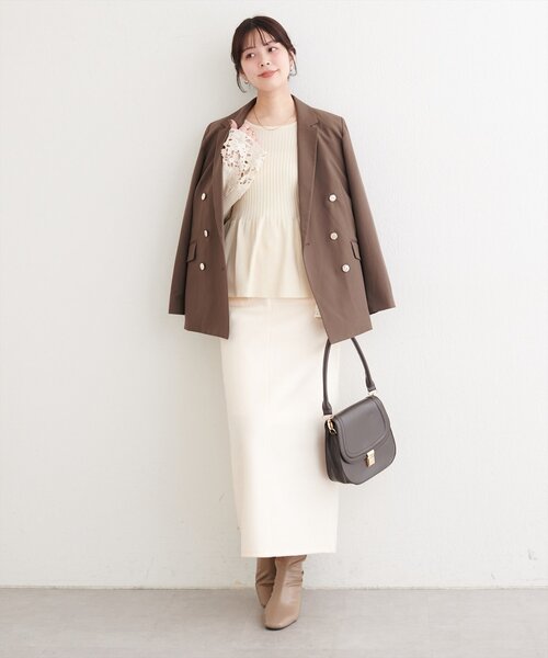 natural couture（ナチュラルクチュール）の「袖レースペプラムニット（ニット/セーター・レディース・ネイビー/オフホワイト/グレイッシュベージュ/ブラック・FREE）」の9枚目の写真