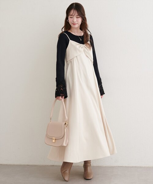 natural couture（ナチュラルクチュール）の「袖レースペプラムニット（ニット/セーター・レディース・ネイビー/オフホワイト/グレイッシュベージュ/ブラック・FREE）」の16枚目の写真