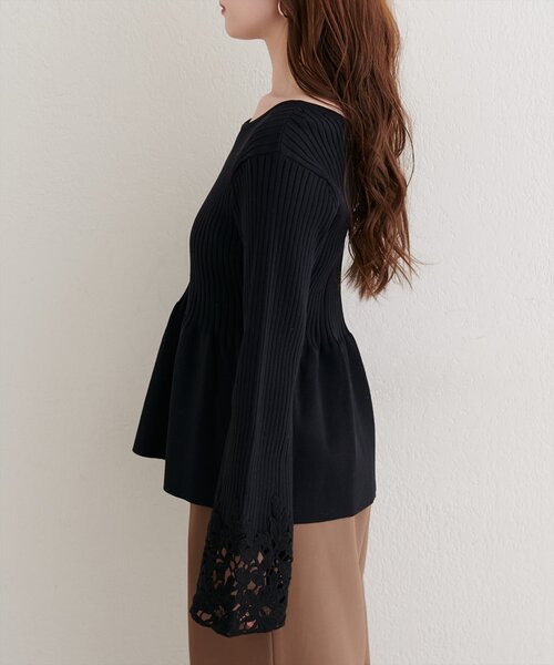 natural couture（ナチュラルクチュール）の「袖レースペプラムニット（ニット/セーター・レディース・ネイビー/オフホワイト/グレイッシュベージュ/ブラック・FREE）」の20枚目の写真
