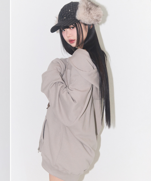 ILLIGO(イリゴ)の「129 ロゴパッチフードジップアップ ライトベージュ(パーカー・レディース・その他・SMALL/MEDIUM/LARGE/X-SMALL)」の13枚目の写真