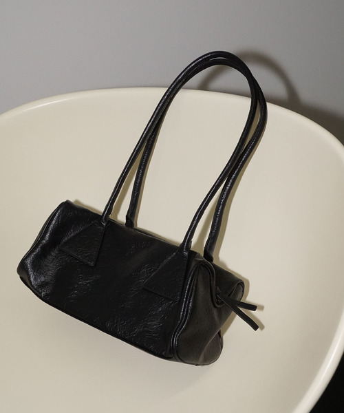 chuclla（チュクラ）の「トライアングル テクスチャー ボストンバッグ cha26s001（ショルダーバッグ・レディース・ブラック・FREE）」の11枚目の写真