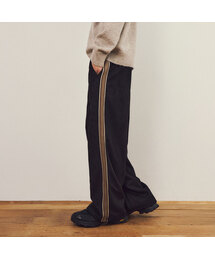 WEDNESDAY OASIS（ウェンズデーオアシス）の「ラインスウェードトラックパンツ3COLOR（スウェットパンツ）」