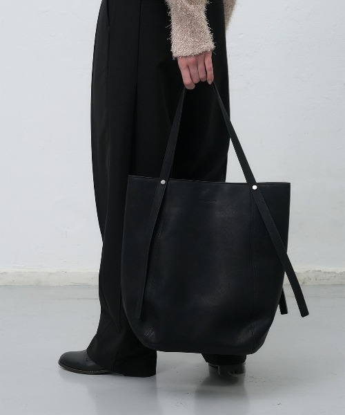 GENERAL IDEA（ジェネラルアイデア）の「【GENERAL IDEA】スウェードバスケットショルダーバッグ / WOMAN SUEDE BASKET SHOULDER BAG（ショルダーバッグ・レディース・ブラック/ブラウン・FREE）」の5枚目の写真