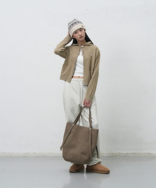 GENERAL IDEA（ジェネラルアイデア）の「【GENERAL IDEA】スウェードバスケットショルダーバッグ / WOMAN SUEDE BASKET SHOULDER BAG（ショルダーバッグ・レディース・ブラック/ブラウン・FREE）」の11枚目の写真