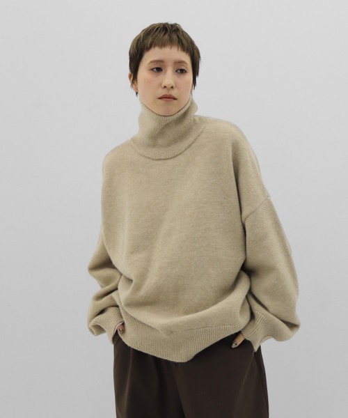 lit(リット)の「Dart Sleeve High Neck Knit(ニット/セーター・レディース・ベージュ/グレー/ダークブラウン・FREE)」の19枚目の写真