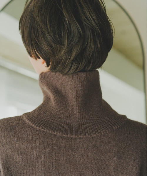 lit(リット)の「Dart Sleeve High Neck Knit(ニット/セーター・レディース・ベージュ/グレー/ダークブラウン・FREE)」の14枚目の写真