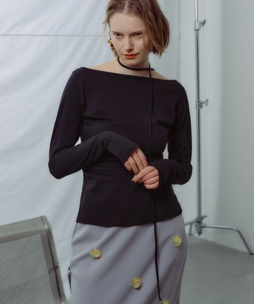 yae（ヤエ）の「Boat neck ribbon long T-shirt / ボートネックリボンロングTシャツ（Tシャツ/カットソー・レディース・ブラック/ライトブルー/ライトグリーン・FREE）」の6枚目の写真