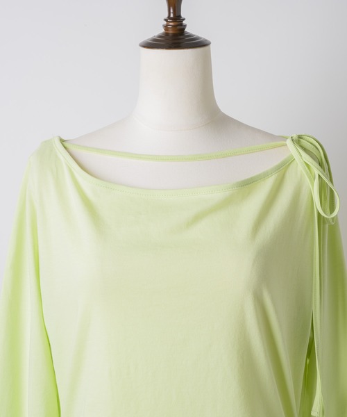 yae（ヤエ）の「Boat neck ribbon long T-shirt / ボートネックリボンロングTシャツ（Tシャツ/カットソー・レディース・ブラック/ライトブルー/ライトグリーン・FREE）」の16枚目の写真