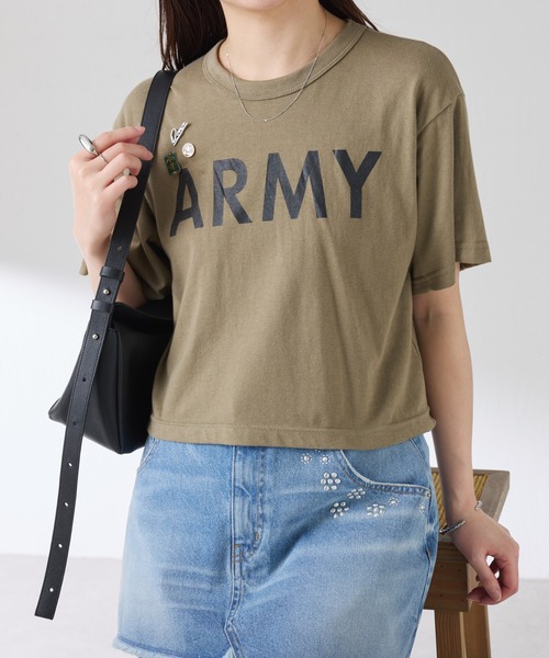 ROTHCO(ロスコ)の「Q.anos/ロゴTシャツ/ROTHCOコラボアイテム/先着ノベルティ付き(Tシャツ/カットソー・レディース・ベージュ/ネイビー・FREE)」の12枚目の写真