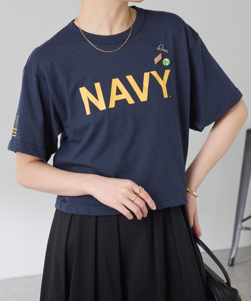 ROTHCO(ロスコ)の「Q.anos/ロゴTシャツ/ROTHCOコラボアイテム/先着ノベルティ付き(Tシャツ/カットソー・レディース・ベージュ/ネイビー・FREE)」の16枚目の写真