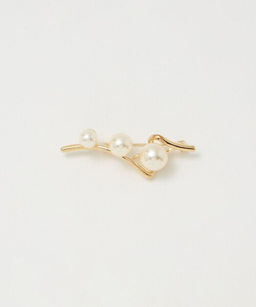 green label relaxing（グリーンレーベルリラクシング）の「フェイクパール＆バー ブローチ（ブローチ/コサージュ・レディース・シルバー/ゴールド・FREE）」の5枚目の写真