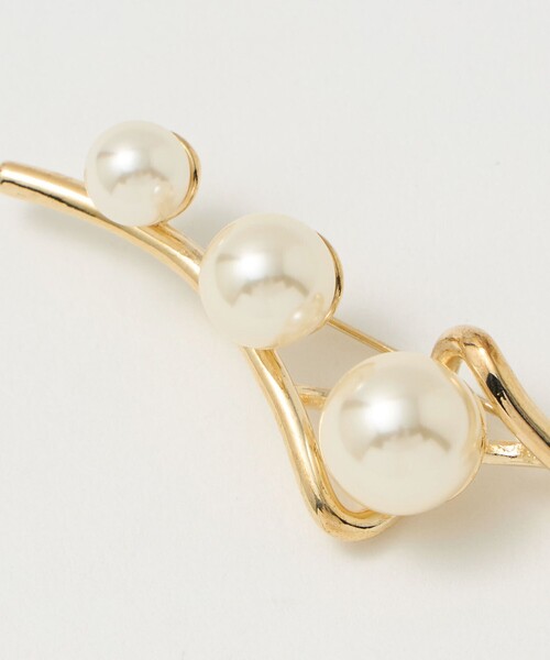 green label relaxing（グリーンレーベルリラクシング）の「フェイクパール＆バー ブローチ（ブローチ/コサージュ・レディース・シルバー/ゴールド・FREE）」の8枚目の写真