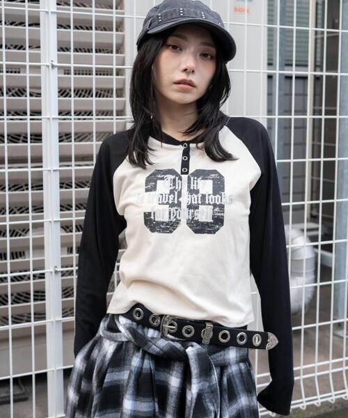 WEGO（ウィゴー）の「WEGO/【26年春新作】ラグランヘンリーネックロンT（Tシャツ/カットソー・レディース・ブラック/ブラウン・FREE）」の16枚目の写真