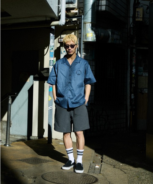 ムラサキスポーツ(ムラサキスポーツ)の「DEAR LAUREL/ディアローレル LETTER SOUL MARIA SHIRT 半袖シャツ DL26S-2404(シャツ/ブラウス・メンズ・チャコール/ネイビー/ブラック・M/L/XL)」の4枚目の写真