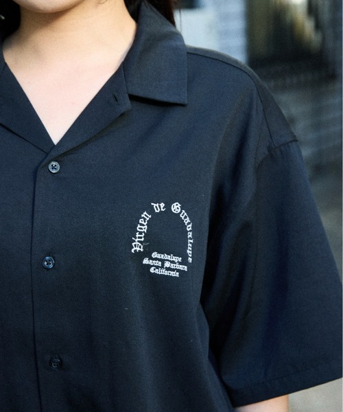 ムラサキスポーツ(ムラサキスポーツ)の「DEAR LAUREL/ディアローレル LETTER SOUL MARIA SHIRT 半袖シャツ DL26S-2404(シャツ/ブラウス・メンズ・チャコール/ネイビー/ブラック・M/L/XL)」の17枚目の写真