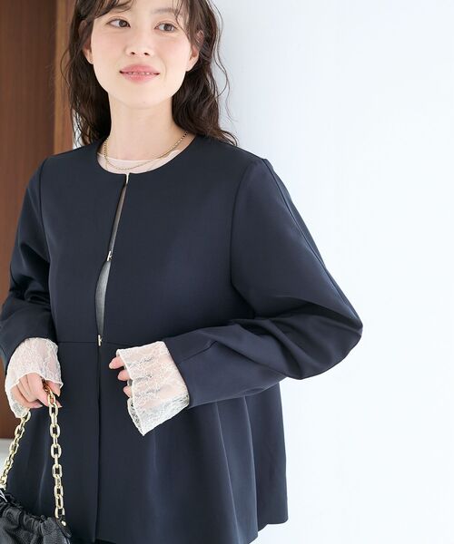 le.coeur blanc（ルクールブラン）の「ツインクロスノーカラーペプラムジャケット（ノーカラージャケット・レディース・ベージュ/ネイビー・38）」の16枚目の写真