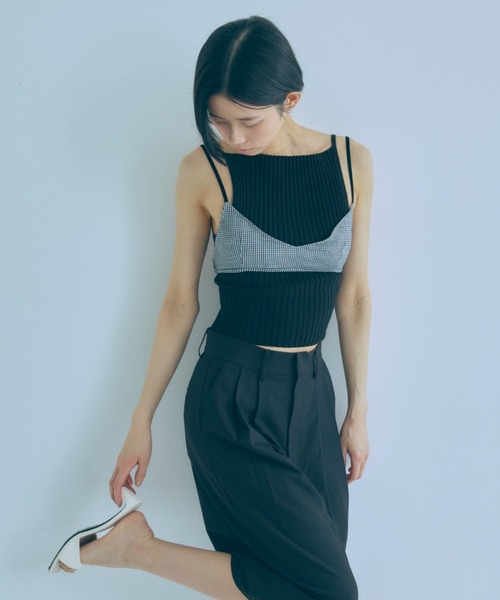 EN NEUME(エンノイム)の「Rib Boat Knit Cami(ニット/セーター・レディース・ブラック/レッド/ブラウン・FREE)」の4枚目の写真