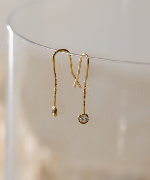 ear PAPILLONNER（イアパピヨネ）の「《金属アレルギー対応/ステンレス》ミニフックピアス（ピアス（両耳用）・レディース・ゴールド/シルバー・FREE）」の10枚目の写真