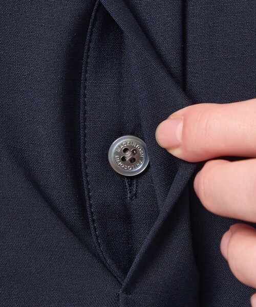 MACKINTOSH PHILOSOPHY(マッキントッシュ フィロソフィー)の「【CRANWELL SHIRTS(クランウェルシャツ)】ウールトロピカル(シャツ/ブラウス・レディース・ダークネイビー/チャコールグレー・36/38)」の5枚目の写真
