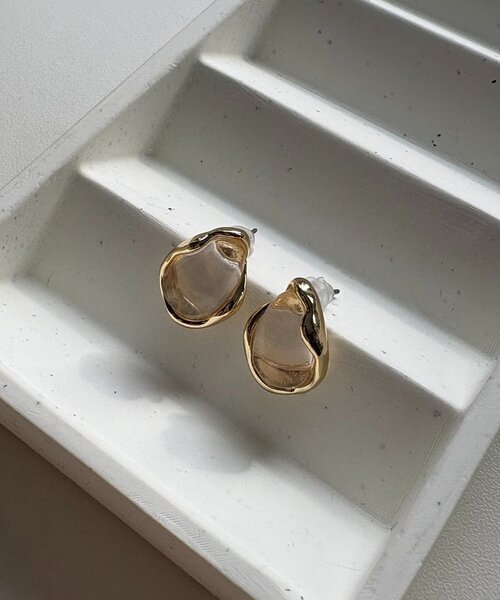 CAPRICIEUX LE'MAGE（カプリシューレマージュ）の「〈GOLDY/ゴールディ〉ニュアンスクリアピアス（ネックレス・レディース・シルバー/ゴールド・FREE）」の8枚目の写真