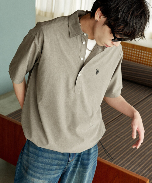 U.S. POLO ASSN.(ユーエスポロアッスン)の「U.S. POLO ASSN.U.S. POLO ASSN. × PUBLUX/ユーエスポロアッスン 別注 ワンポイント プルオーバー シャツ 限定展開(シャツ/ブラウス・メンズ・グレー/チャコールグレー/ブラック/サックスブルー・S/M/L)」の12枚目の写真