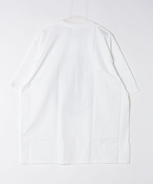 A BATHING APE(アベイシングエイプ)の「COLOR CAMO MILO ON BUSY WORKS TEE(Tシャツ/カットソー・メンズ・ブラック×レッド/ホワイト×レッド/ブラック×パープル/ブラック×ブルー/ホワイト×ネイビー/ホワイト×パープル・MEDIUM/X-LARGE/XX-LARGE/LARGE/SMALL/XXX-LARGE)」の7枚目の写真
