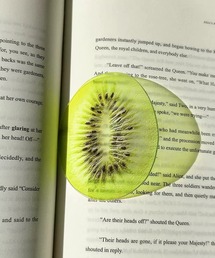 Vini（ヴィニ）の「フルーツ Bookmark 透明栞 しおり ブックマーカー（本）」