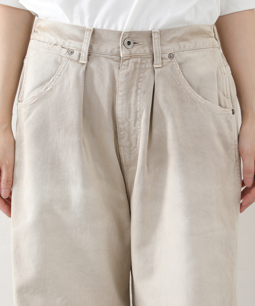JOURNAL STANDARD LUXE（ジャーナルスタンダード　ラックス）の「オーバーダイ タックワークパンツ（その他パンツ・レディース・ベージュ・SMALL/MEDIUM）」の21枚目の写真